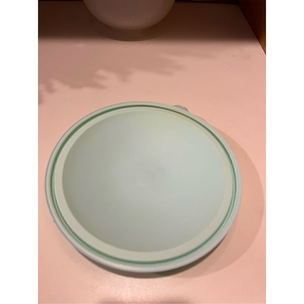 Vintage Tupperware Lettuce Keeper Produce Storage Container Mint Green - Picture 8 of 8